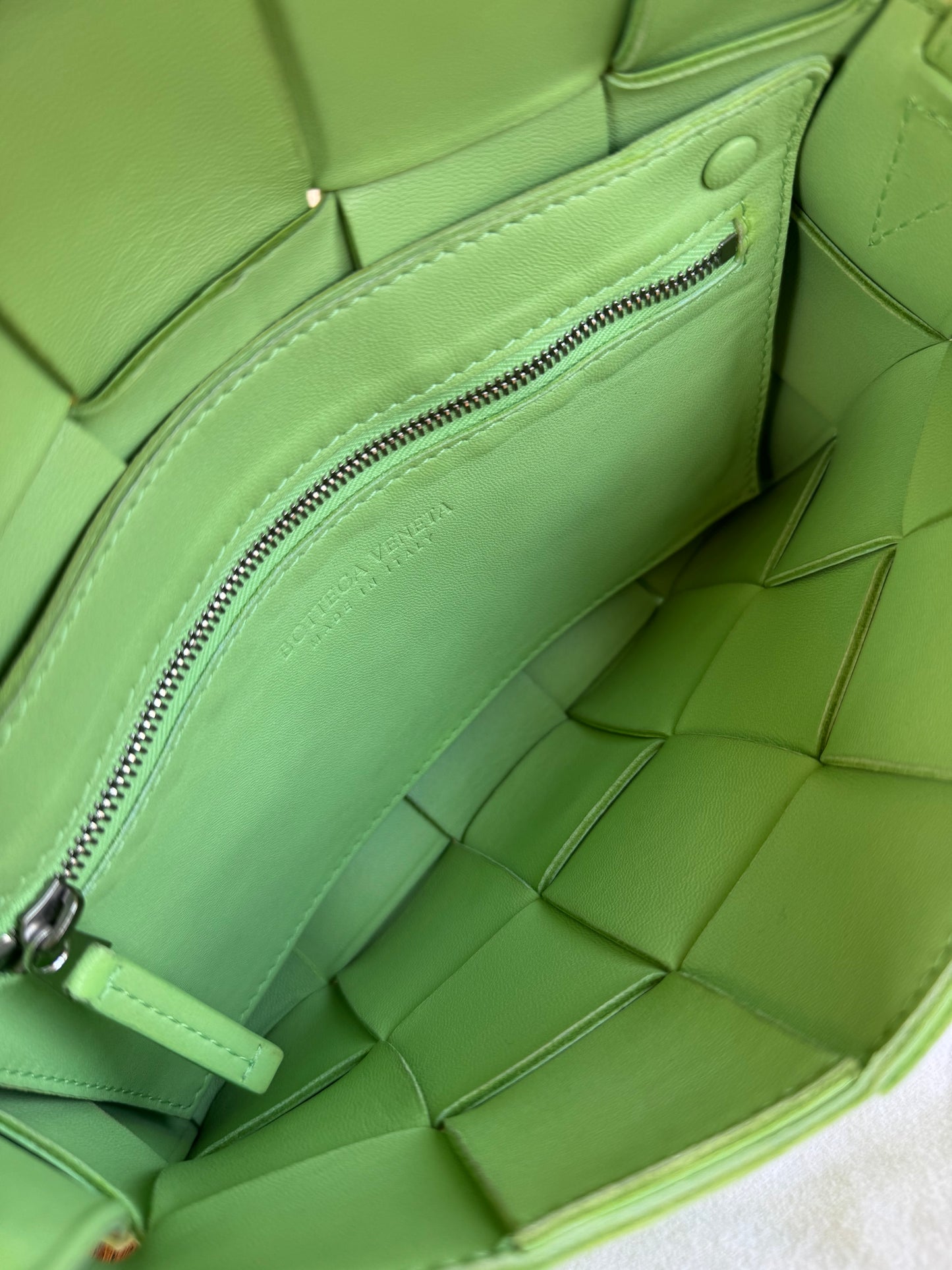Pre-owned Bottega Veneta Cassette Green Lambskin Flap Bag
