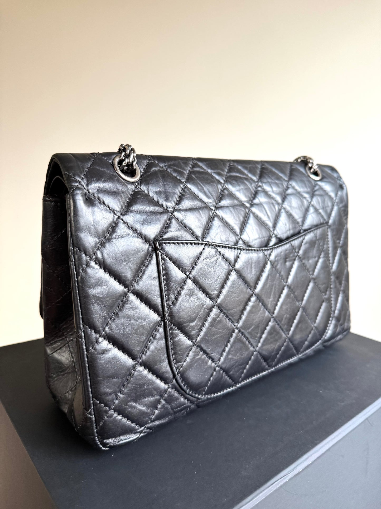 Pre-owned Chanel 2.55 Reissue Maxi 227 Black Calfskin Flap Bag