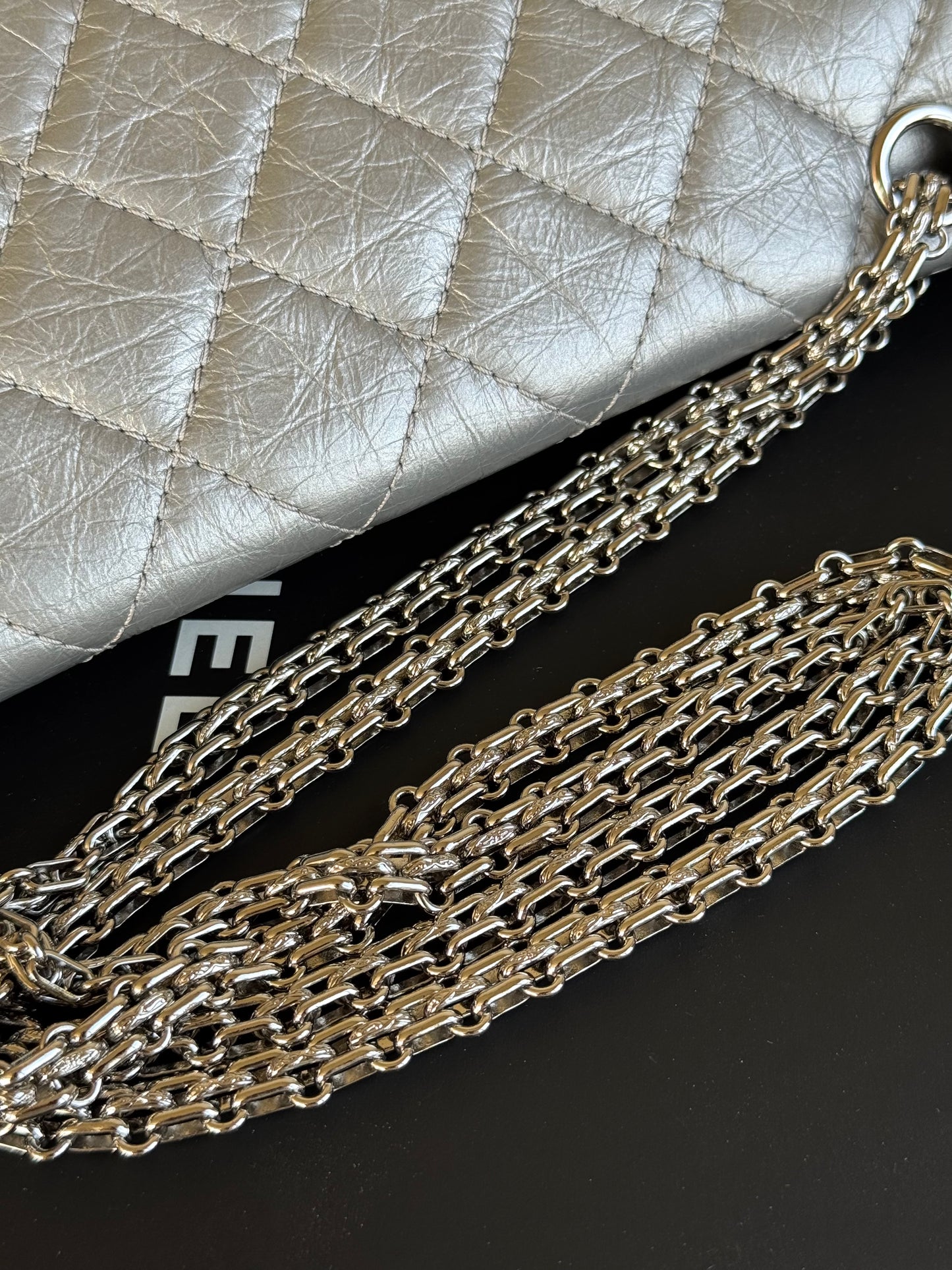 Pre-owned Chanel 2.55 Reissue Maxi 227 Silver Leather Flap Bag