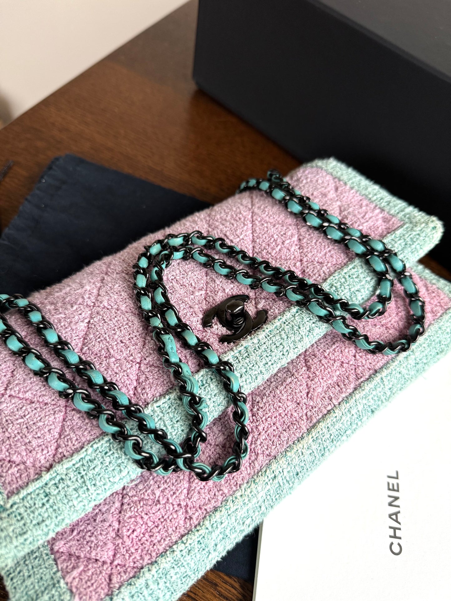 Pre-owned Chanel Pink Turquoise Tweed Flap Bag