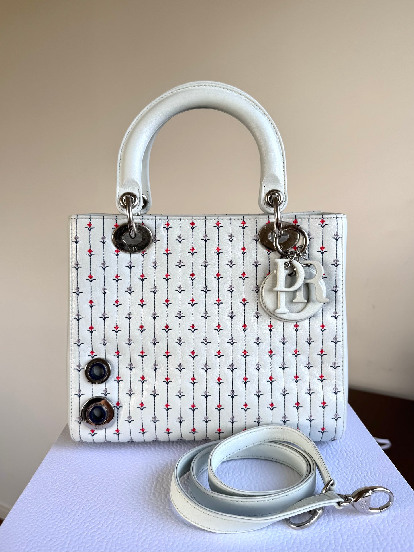 Pre-owned Dior Lady Dior Medium Baby Blue Embroidered Flower Calfskin Bag