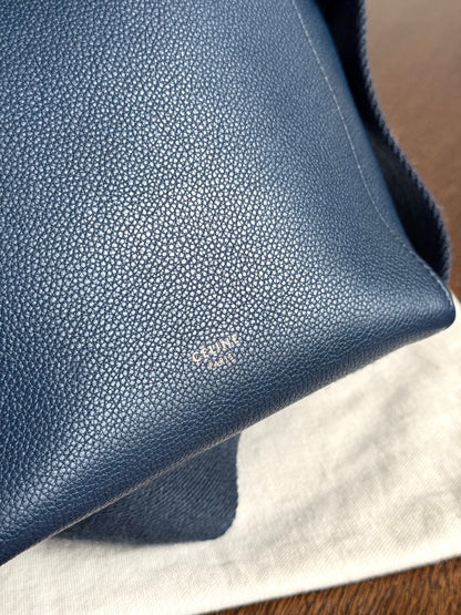 Pre-owned Céline Seau Sangle Small Navy Calfskin Tote Bag