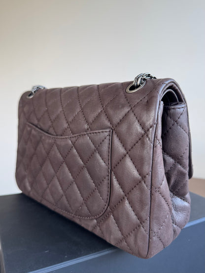 Pre-owned Chanel 2.55 Reissue Large 226 Chocolate Iridescent Leather Flap Bag