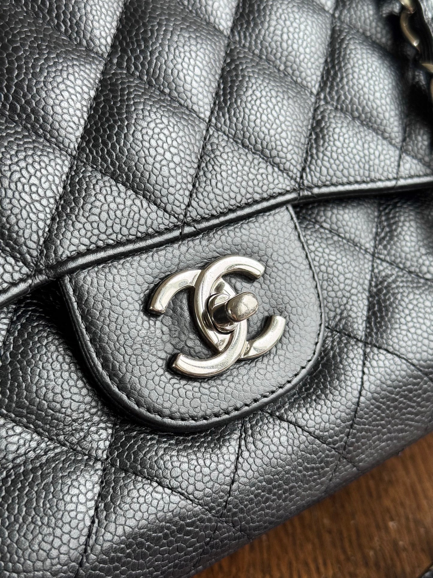 Pre-owned Chanel Timeless Classic Jumbo Black Caviar Flap Bag