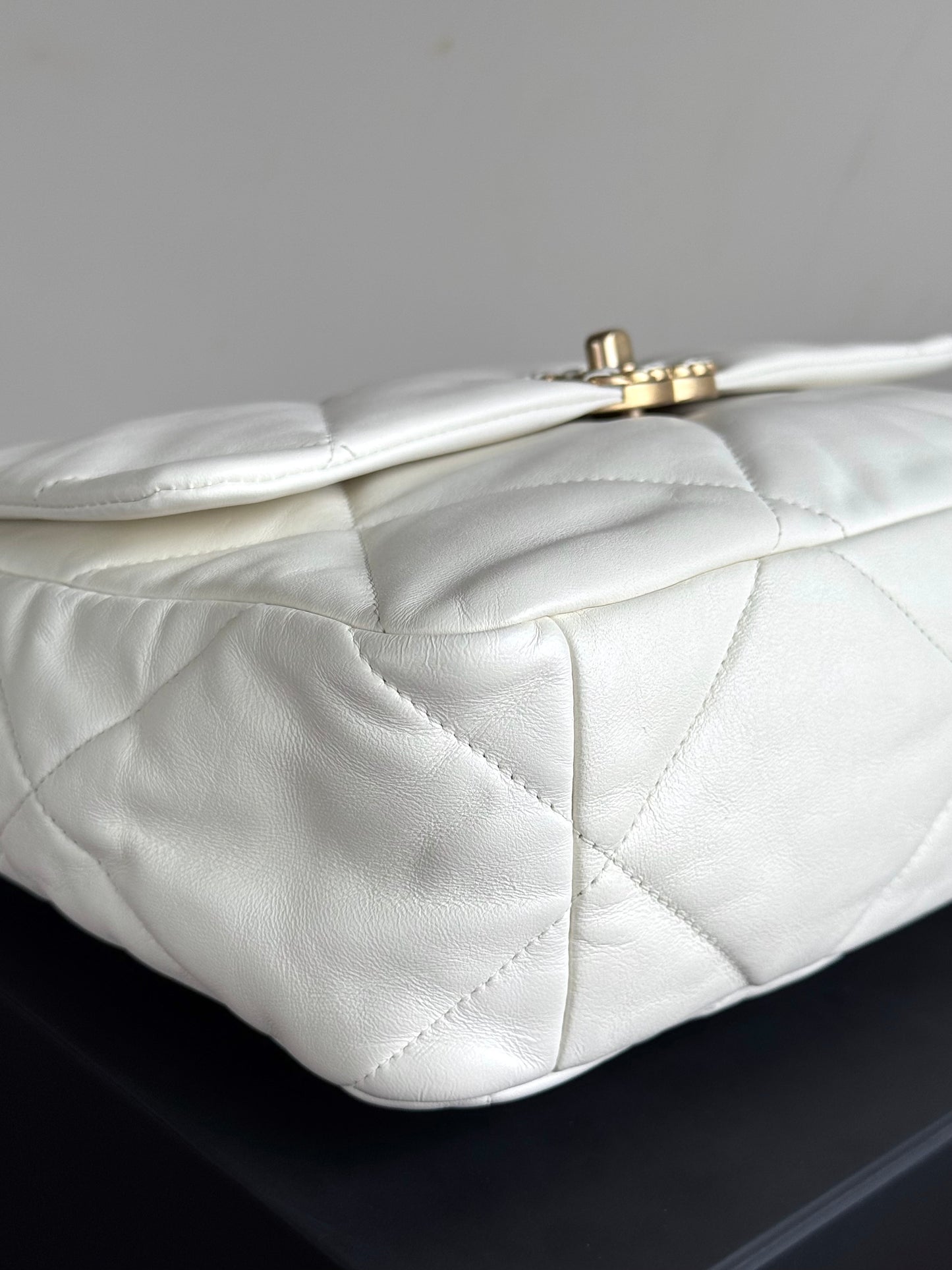 Pre-owned Chanel 19 Large White Lambskin Flap Bag
