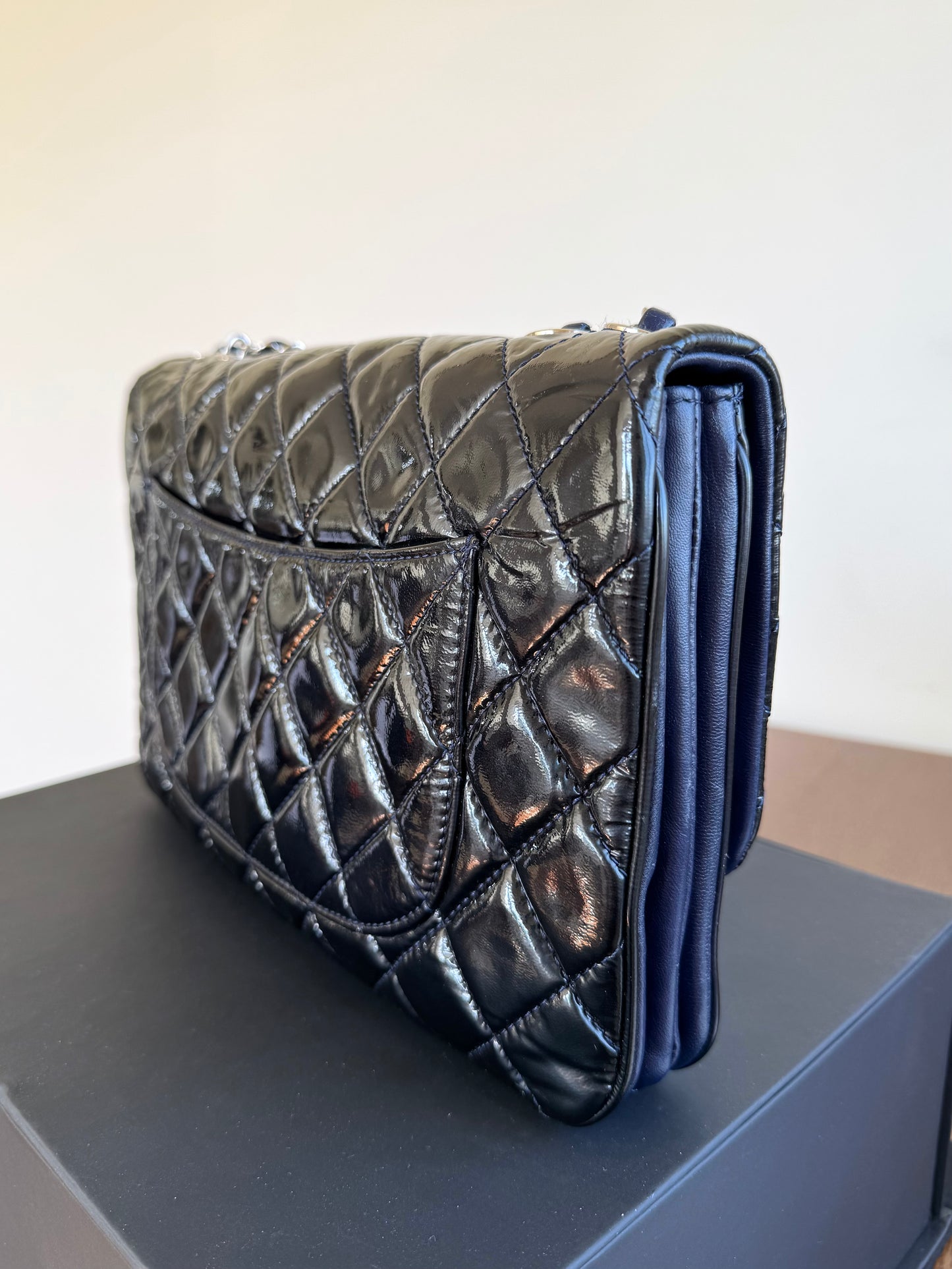 Pre-owned Chanel Classic Jumbo Black Patent Single Flap Bag