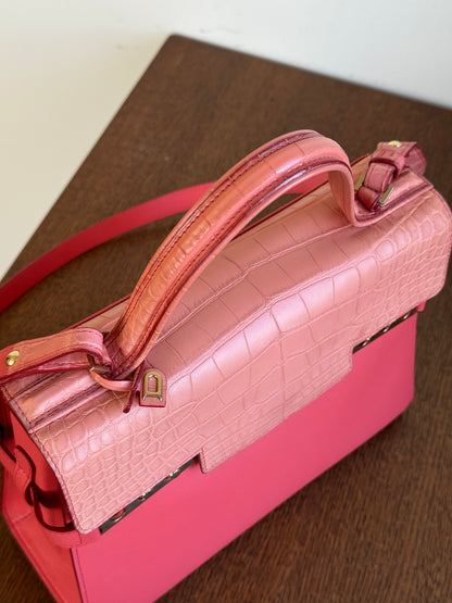 Pre-owned Delvaux Tempête MM Salmon Pink Crocodile Leather Bag