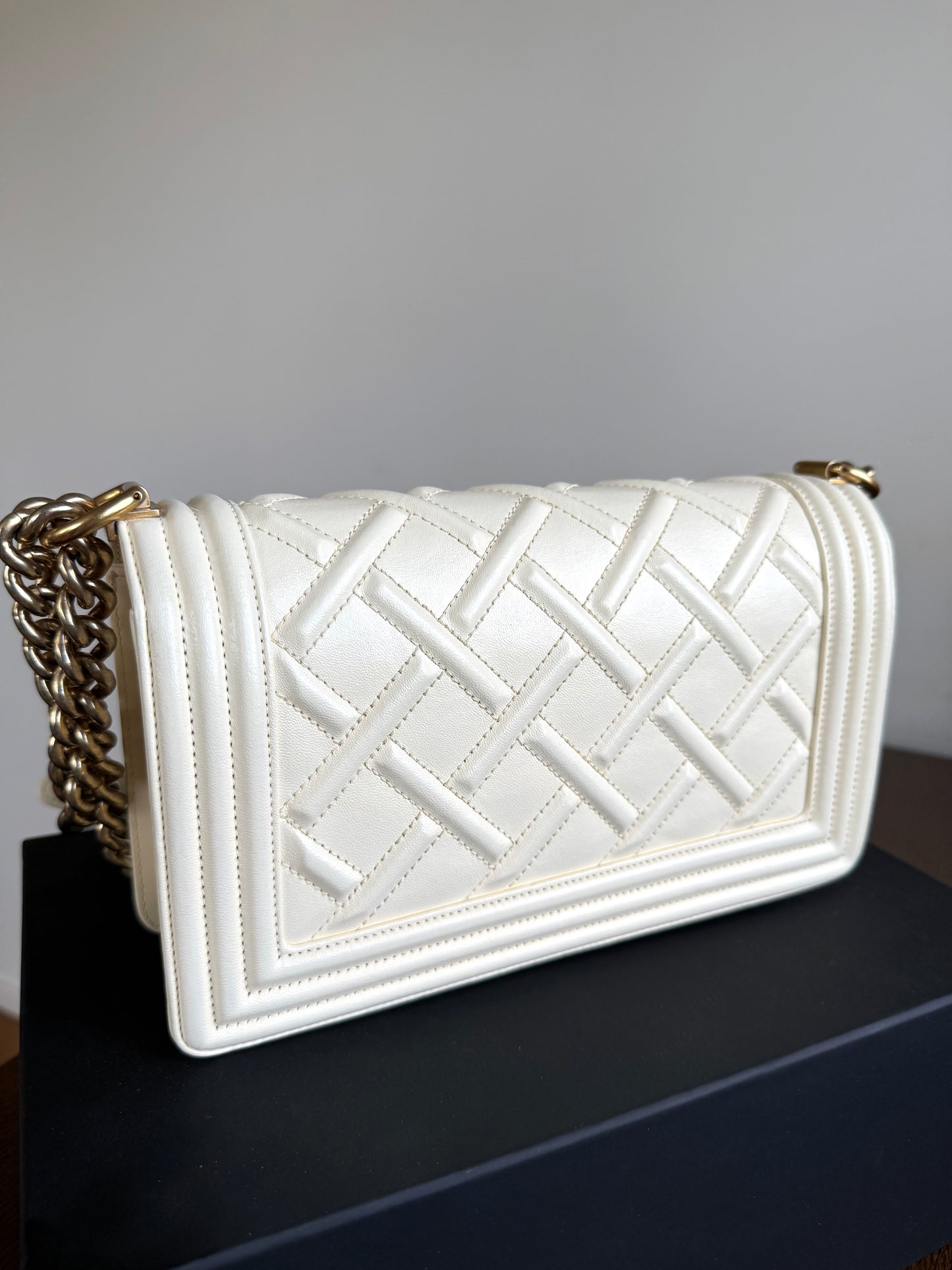 Pre-owned Chanel Boy Medium Embossed Cream Leather Bag
