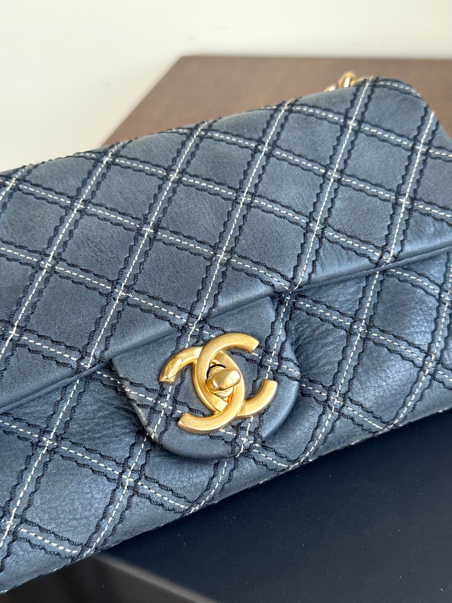 Pre-owned Chanel CC Stitch Quilted Blue Iridescent Leather Flap Bag