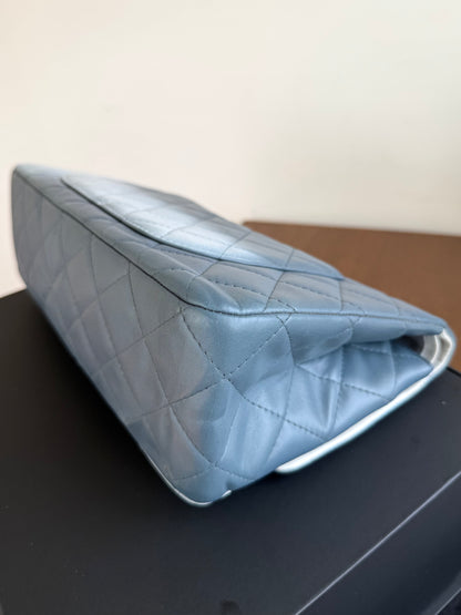 Pre-owned Chanel 2.55 Reissue Maxi 227 Misty Blue Degrade Lambskin Flap Bag