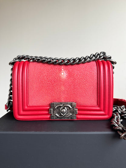 Pre-owned Chanel Boy Small Red Stingray Leather Flap Bag