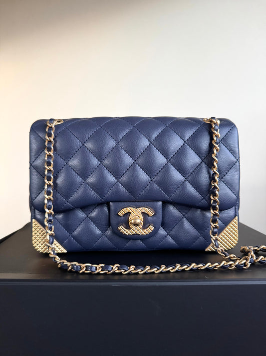 Pre-owned Chanel Rock The Corner Small Navy Leather Flap Bag