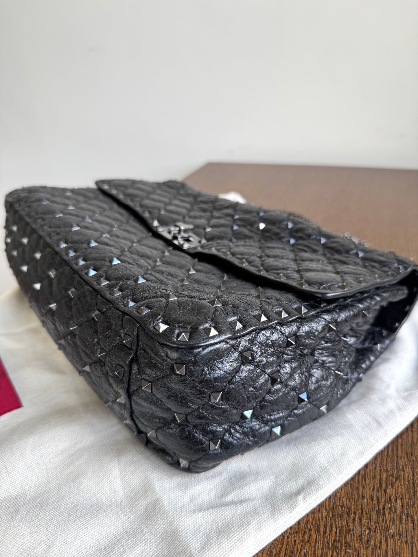 Pre-owned Valentino Garavani Rockstud Spike Large Black Leather Bag