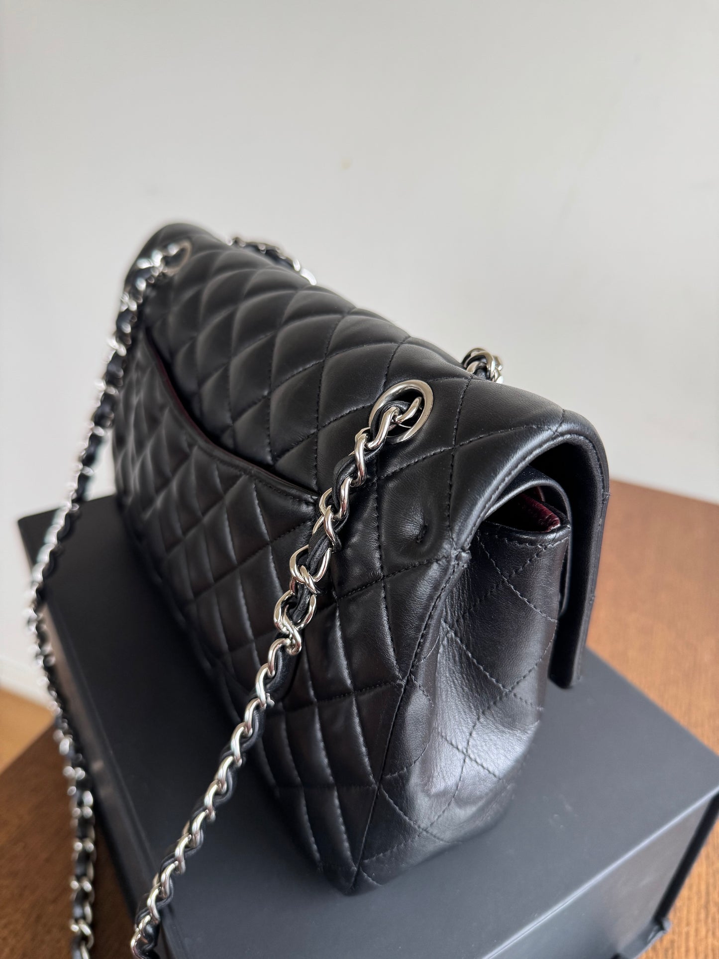 Pre-owned Chanel Timeless Classic Medium Black Lambskin Flap Bag