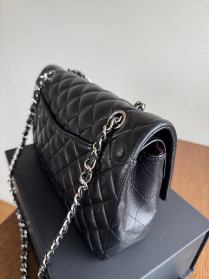 Pre-owned Chanel Timeless Classic Medium Black Lambskin Flap Bag