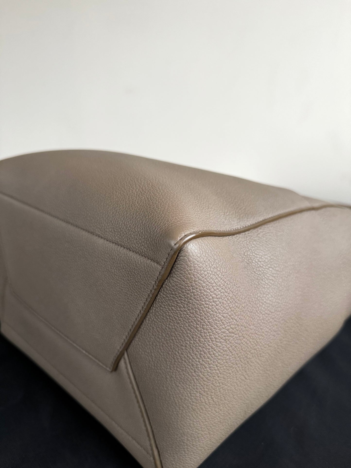 Pre-owned Céline Seau Sangle Taupe Leather Tote Bag