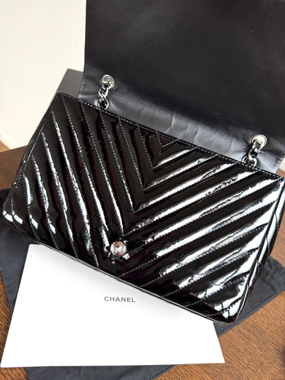 Pre-owned Chanel Classic Jumbo Black Patent Leather Flap Bag