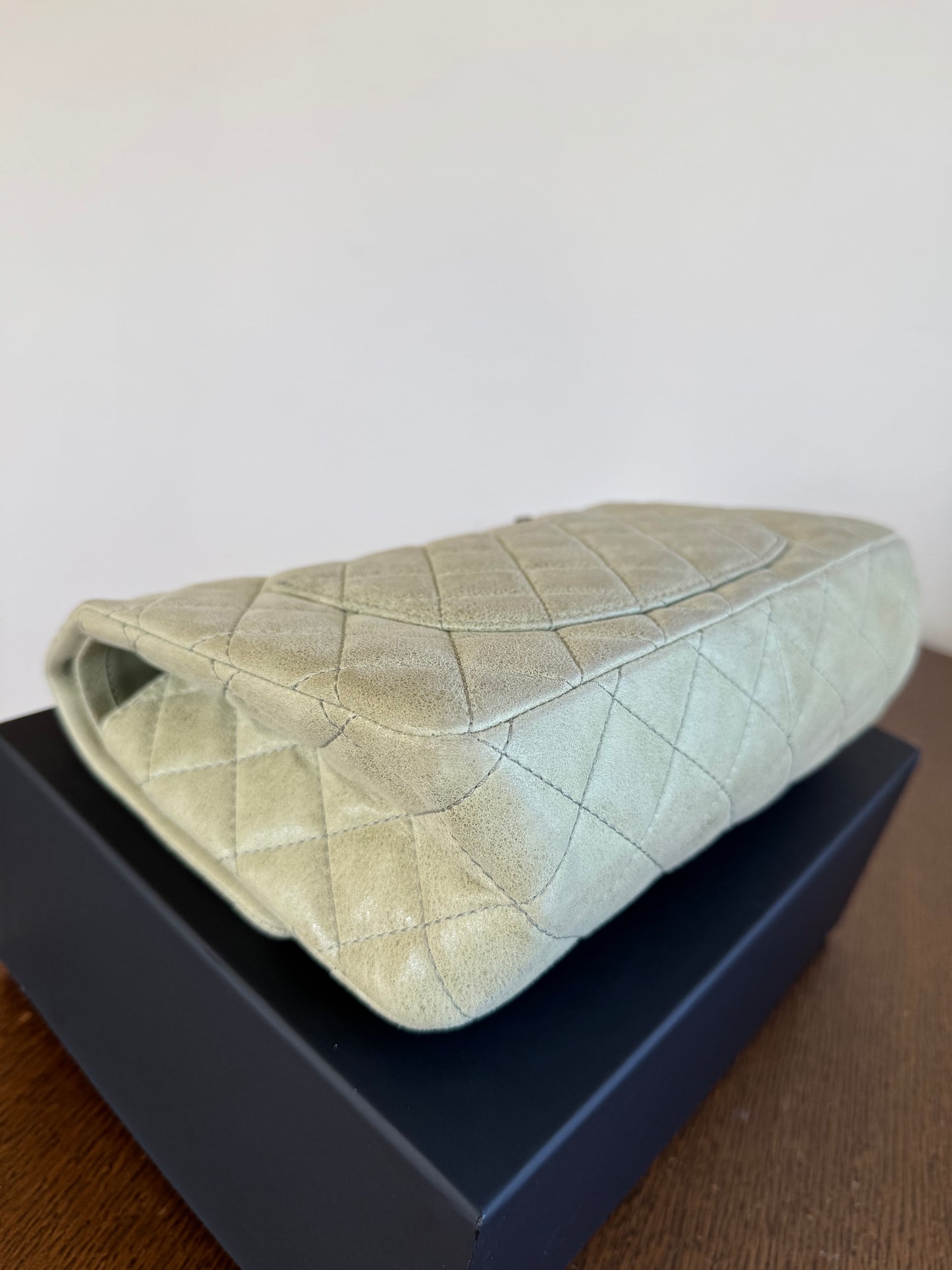 Pre-owned Chanel 2.55 Reissue Large 226 Pistachio Green Nubuck Flap Bag