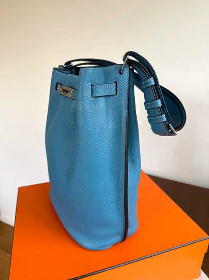 Pre-owned Hermès So Kelly 26 Blue Izmir Togo Shoulder Bag