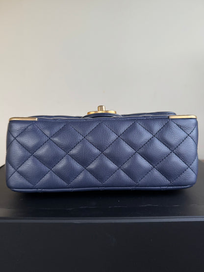 Pre-owned Chanel Rock The Corner Small Navy Leather Flap Bag