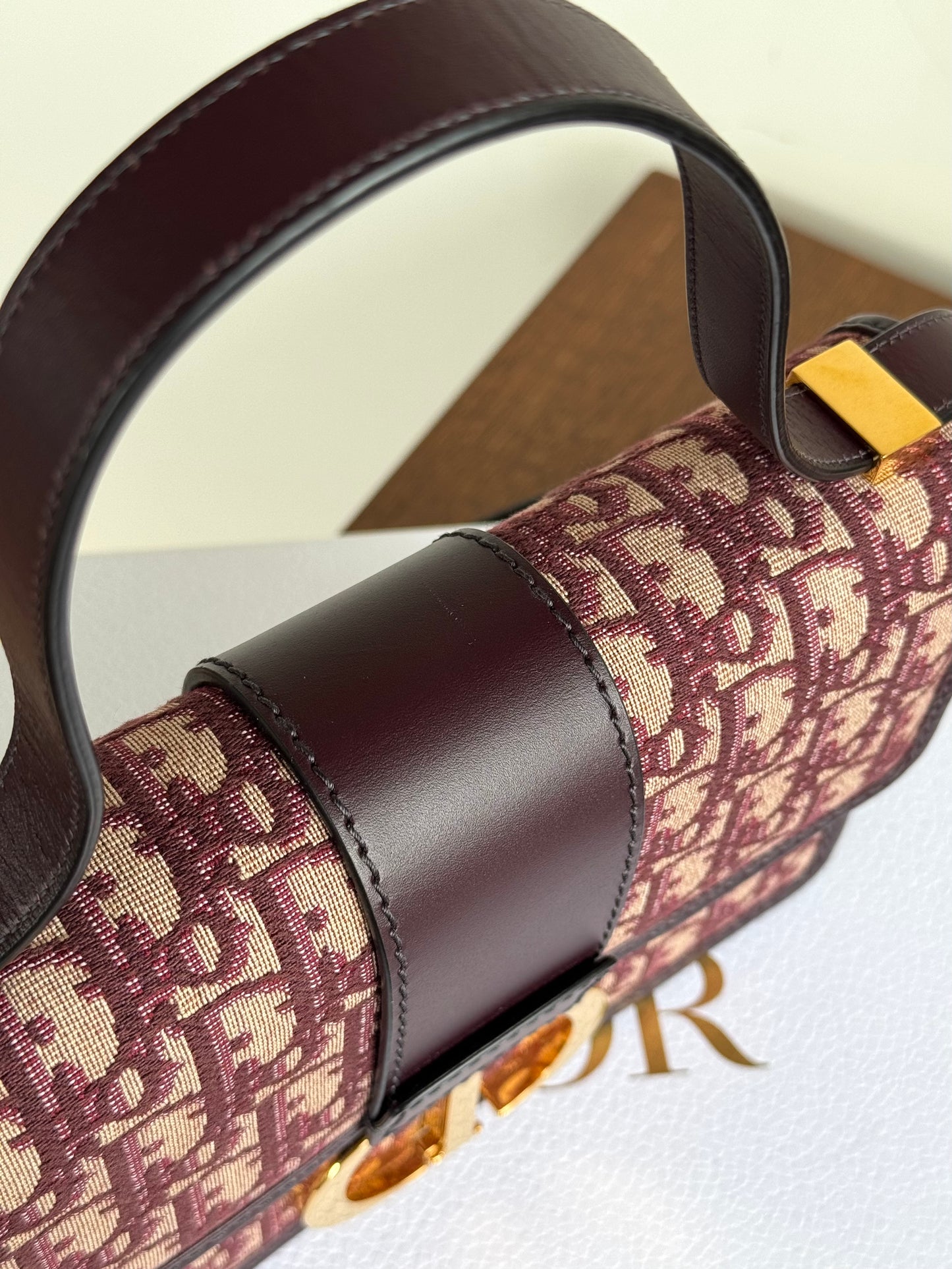 Pre-owned Dior 30 Montaigne Medium Burgundy Canvas Leather Bag