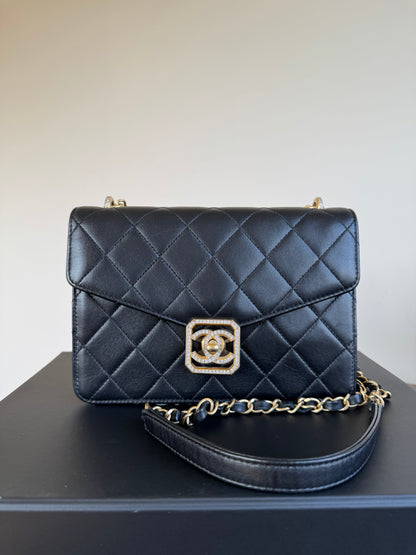 Pre-owned Chanel CC Crystal Geometric Black Lambskin Flap Bag