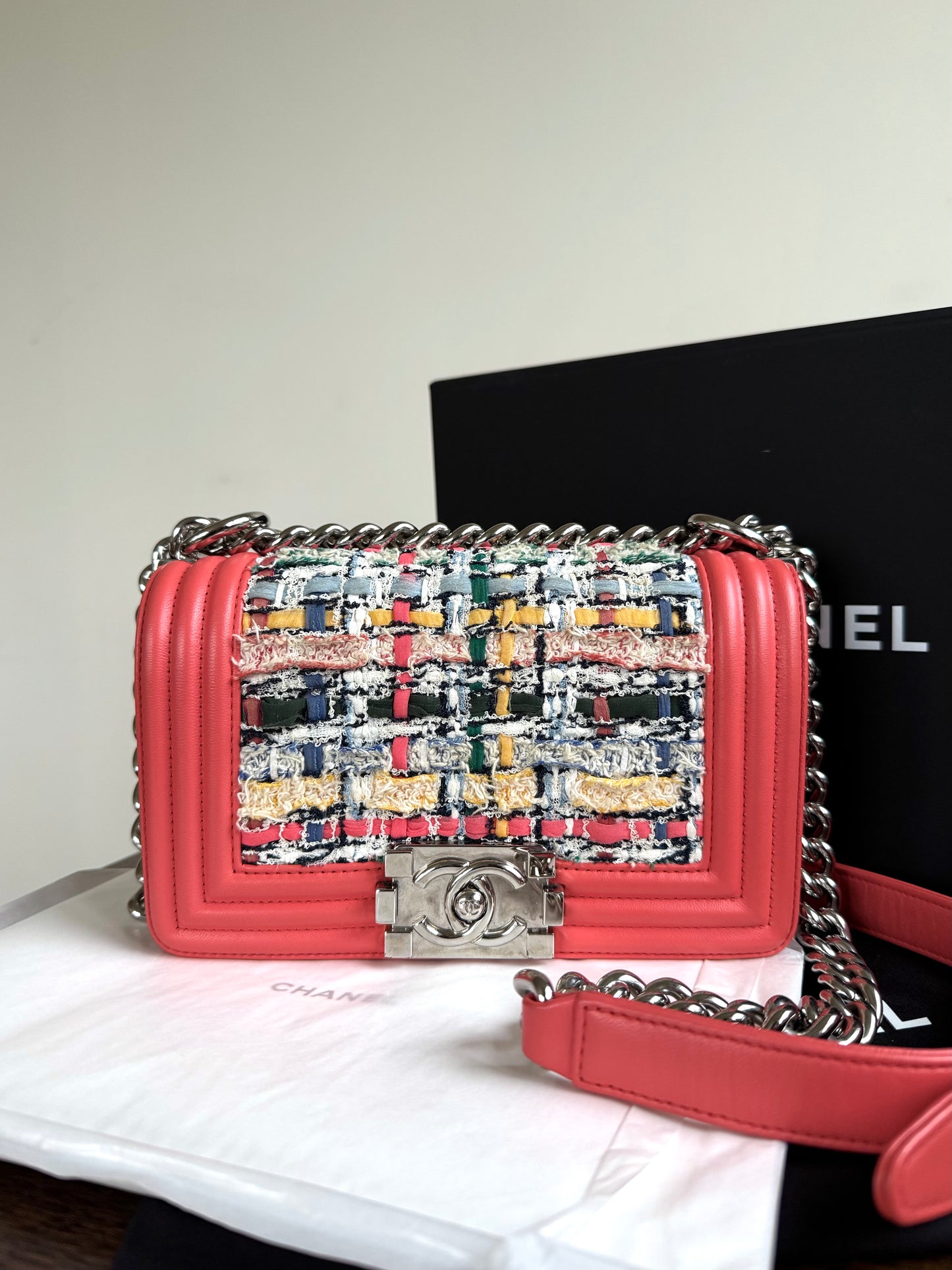 Pre-owned Chanel Boy Small Salmon Pink Tweed Leather Bag