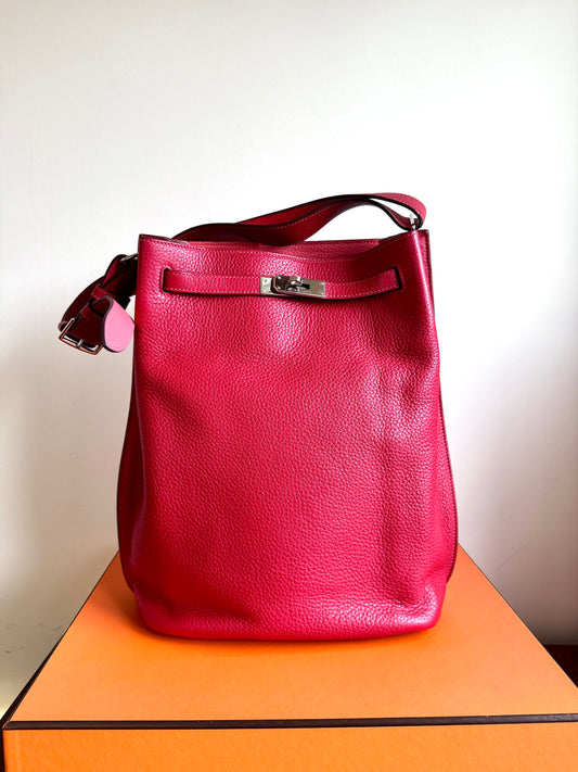 Pre-owned Hermès So Kelly 26 Red Togo Shoulder Bag