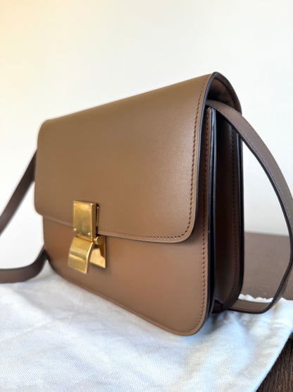 Pre-owned Celine Classic Box Medium Brown Calfskin Bag