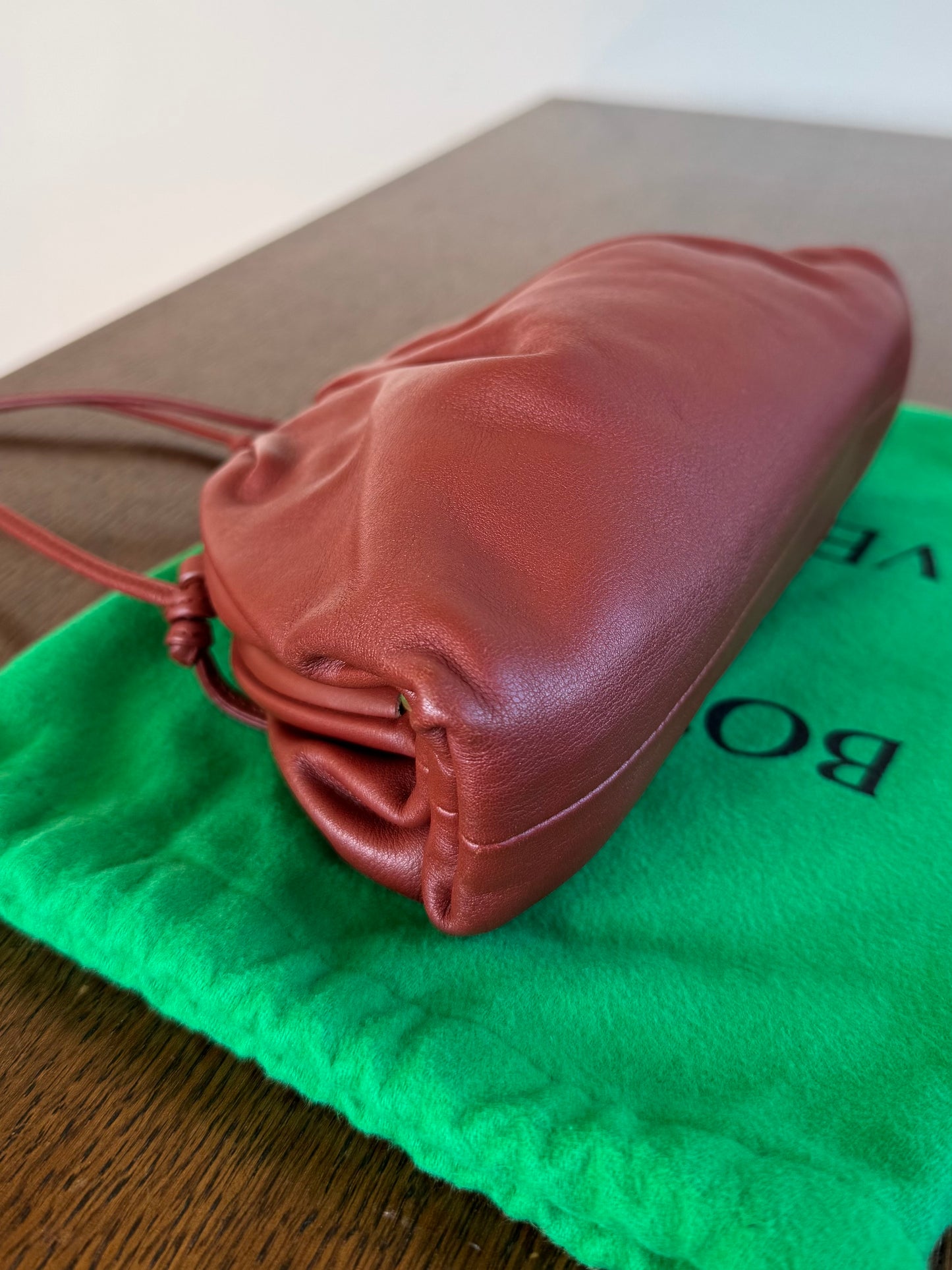 Pre-owned Bottega Veneta Mini Pouch Burgundy Lambskin Crossbody Bag