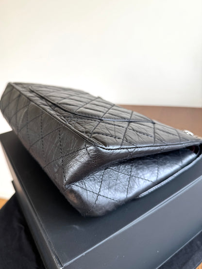 Pre-owned Chanel 2.55 Reissue Maxi 227 Black Calfskin Flap Bag
