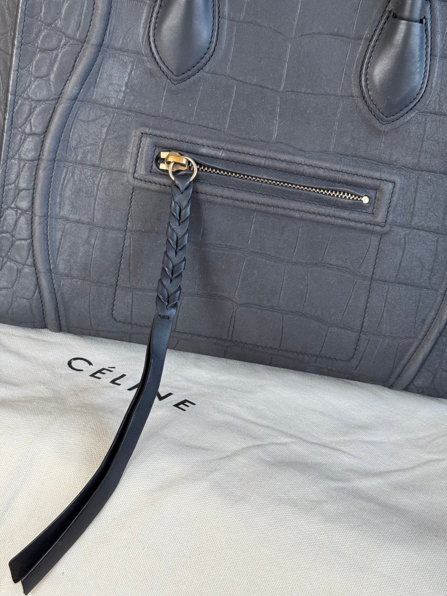 Pre-owned Céline Luggage Phantom Medium Dark Grey Crocodile Embossed Leather Tote Bag