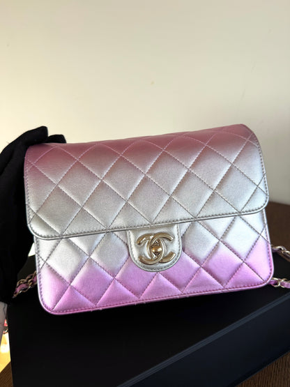 Pre-owned Chanel Like A Wallet Metallic Silver Pink Lambskin Flap Bag