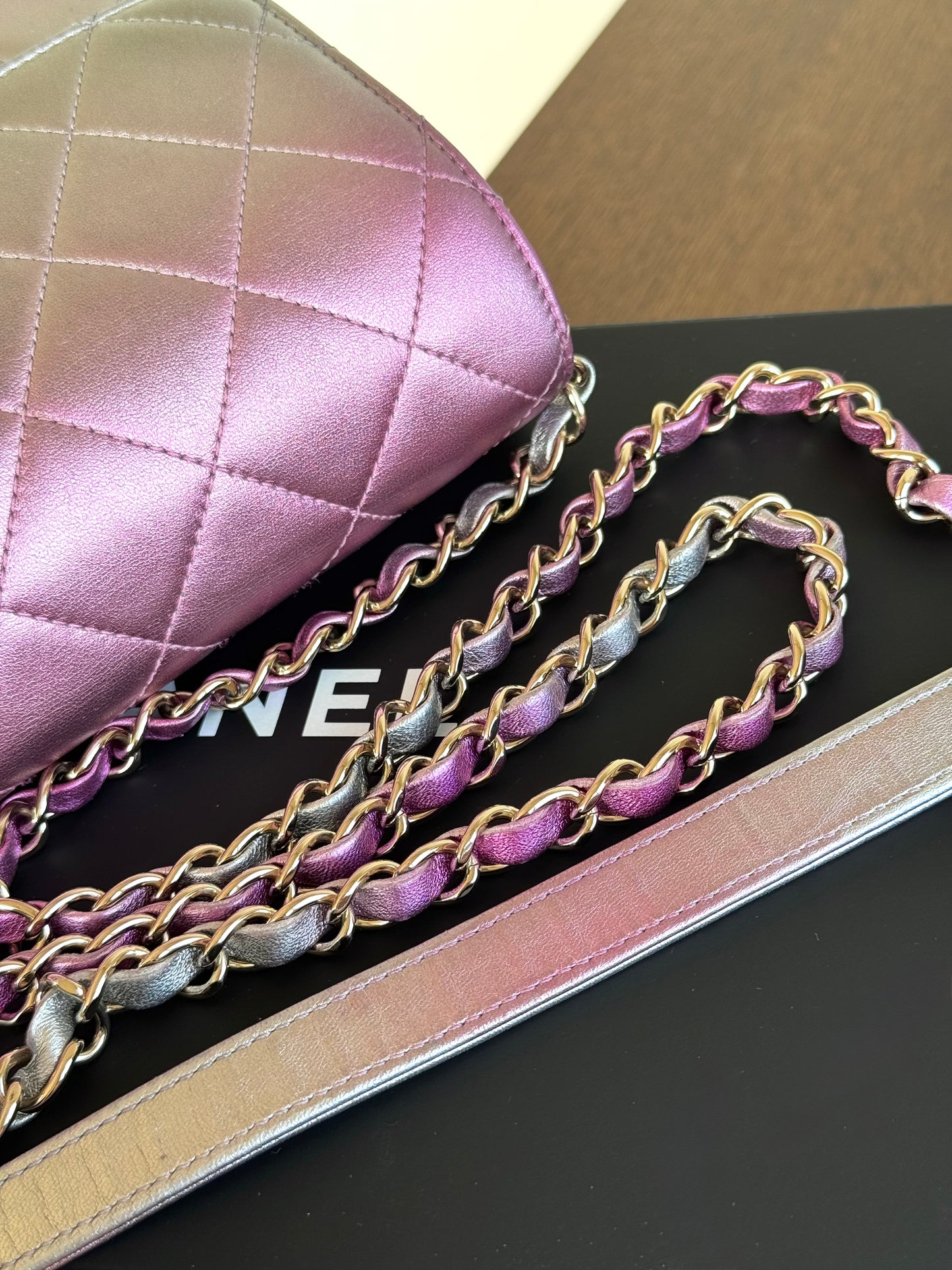 Pre-owned Chanel Like A Wallet Metallic Silver Pink Lambskin Flap Bag