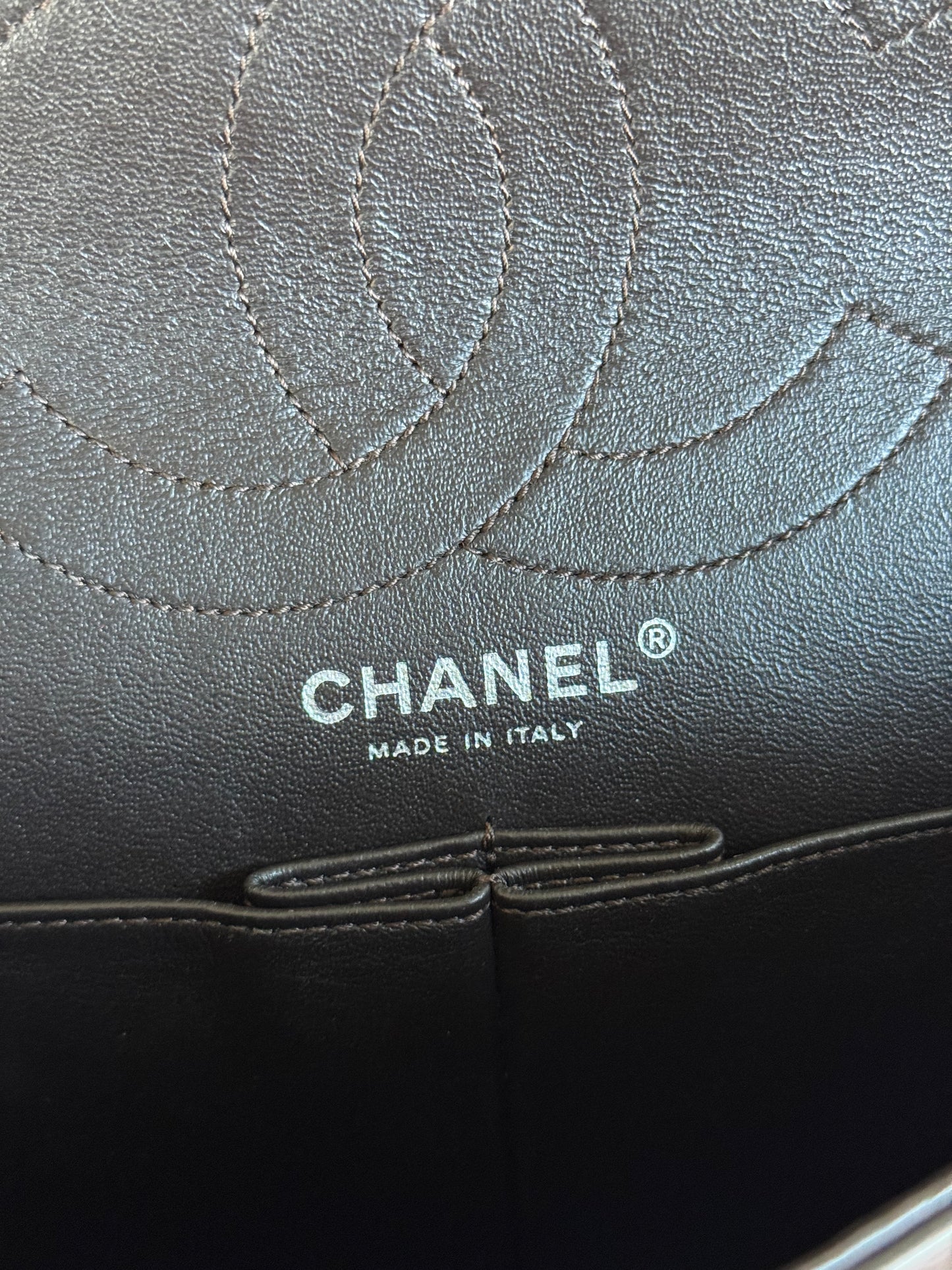 Pre-owned Chanel 2.55 Reissue Large 226 Chocolate Iridescent Leather Flap Bag