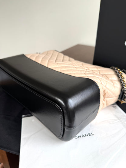 Pre-owned Chanel Gabrielle Medium V-Stitch Beige Black Leather Hobo Bag
