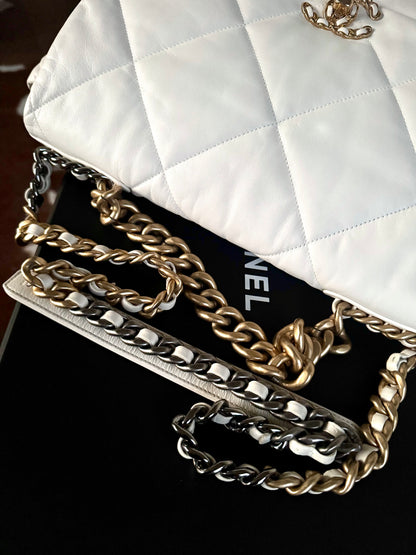 Pre-owned Chanel 19 Maxi White Lambskin Flap Bag