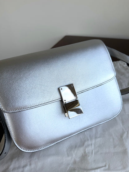 Pre-owned Céline Classic Box Medium Silver Leather Bag