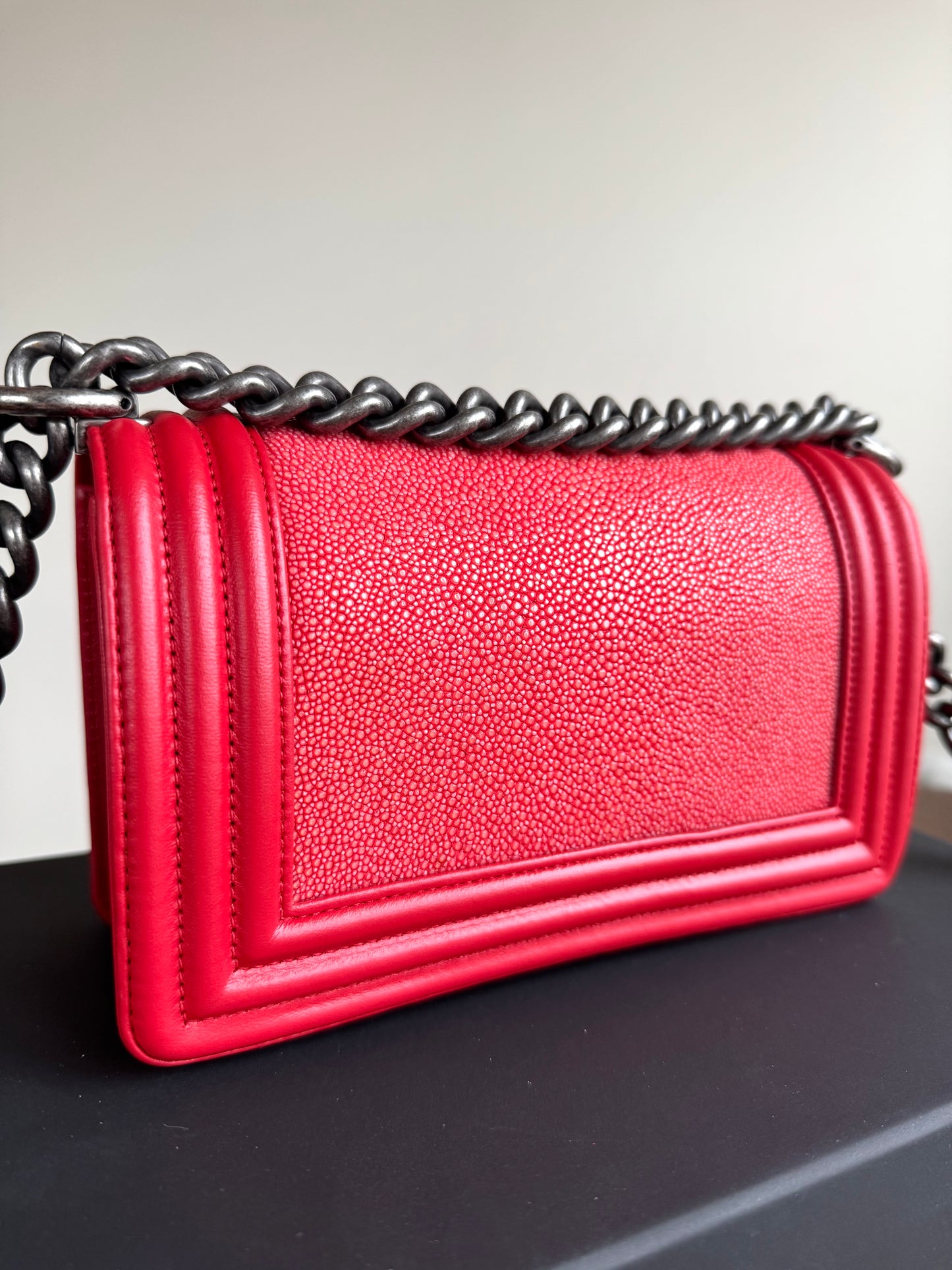 Pre-owned Chanel Boy Small Red Stingray Leather Flap Bag