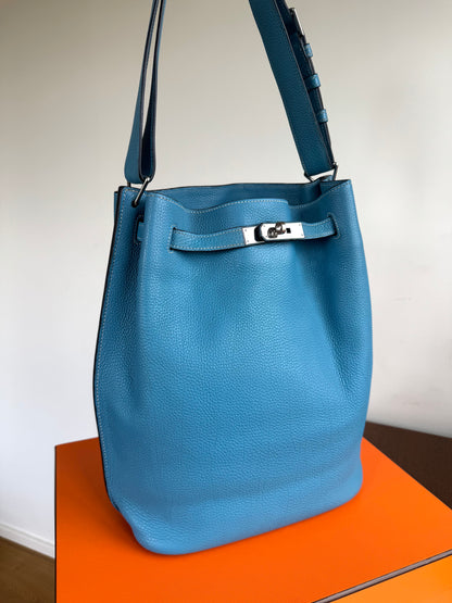 Pre-owned Hermès So Kelly 26 Blue Izmir Togo Shoulder Bag