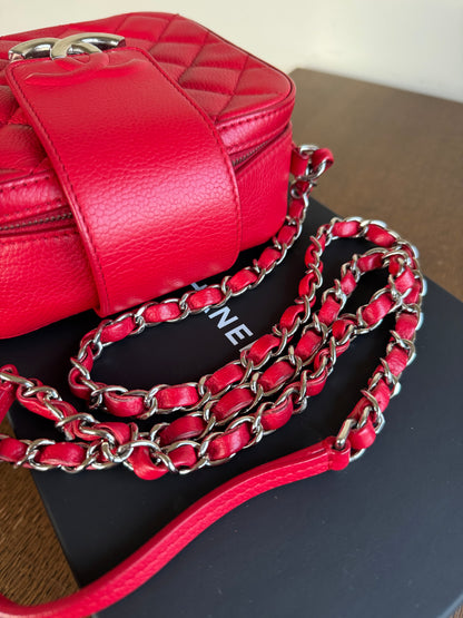 Pre-owned Chanel CC Box Mini Red Leather Camera Bag