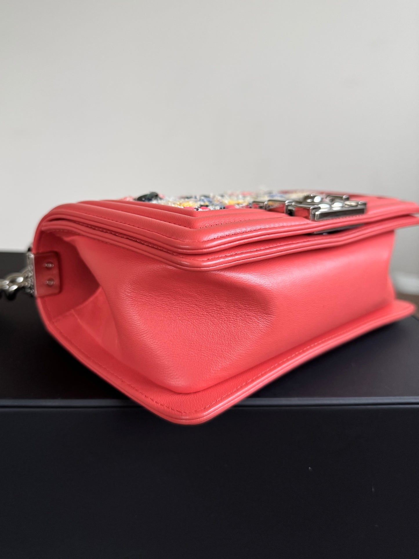 Pre-owned Chanel Boy Small Salmon Pink Tweed Leather Bag