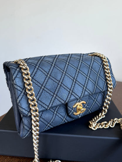 Pre-owned Chanel CC Stitch Quilted Blue Iridescent Leather Flap Bag