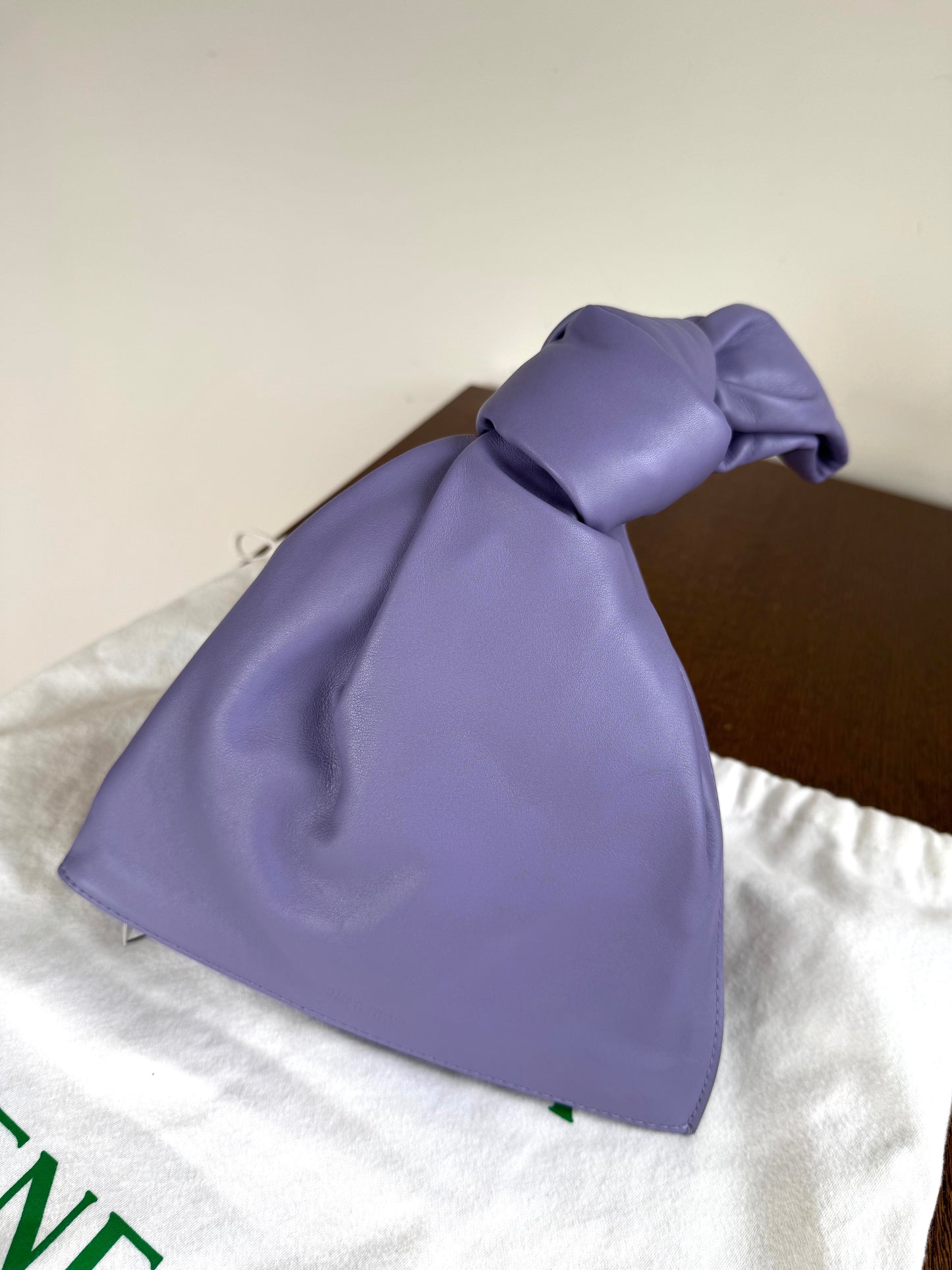 Pre-owned Bottega Veneta The Twist Mini Lavender Leather Bag