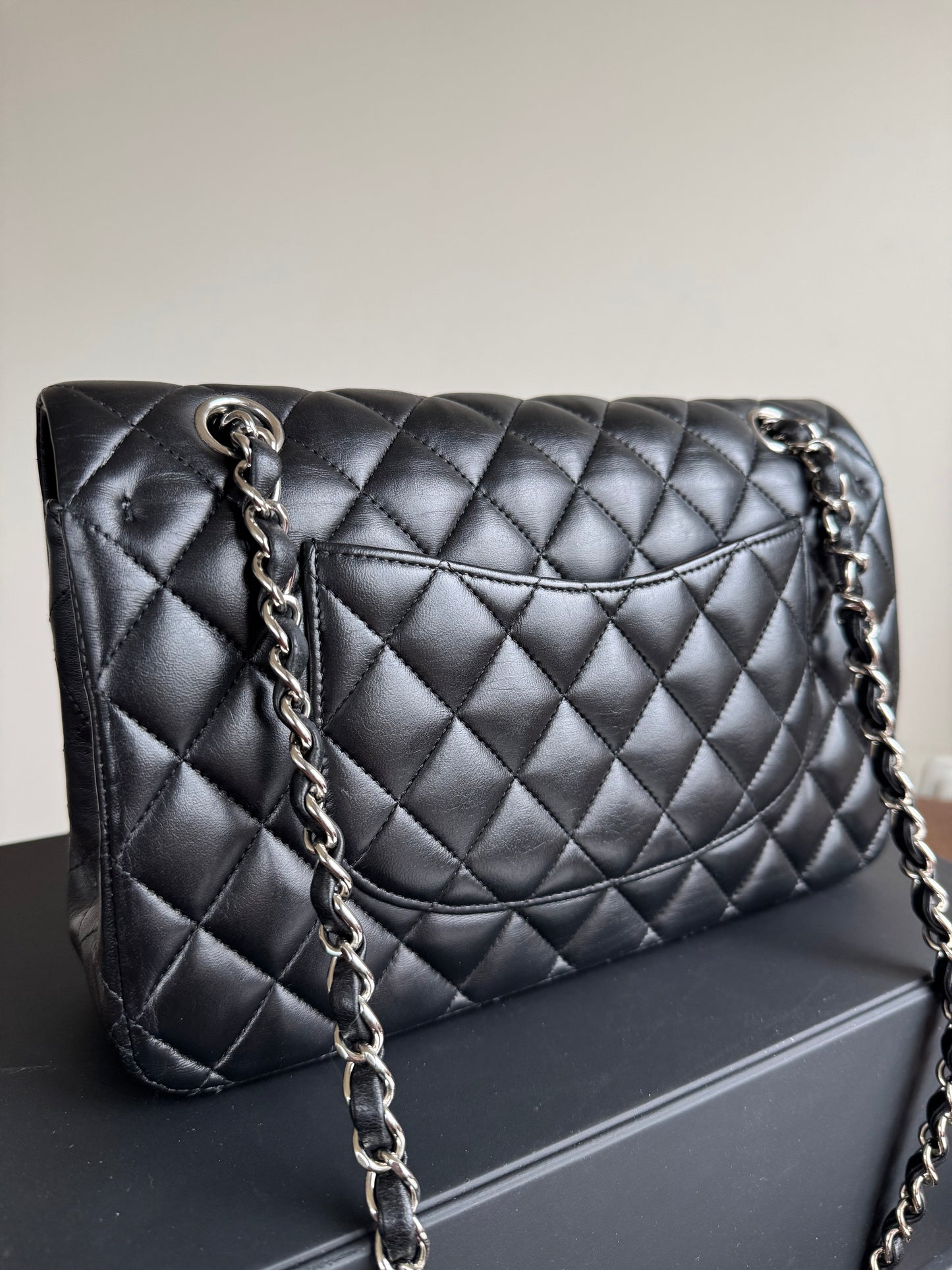 Pre-owned Chanel Timeless Classic Medium Black Lambskin Flap Bag