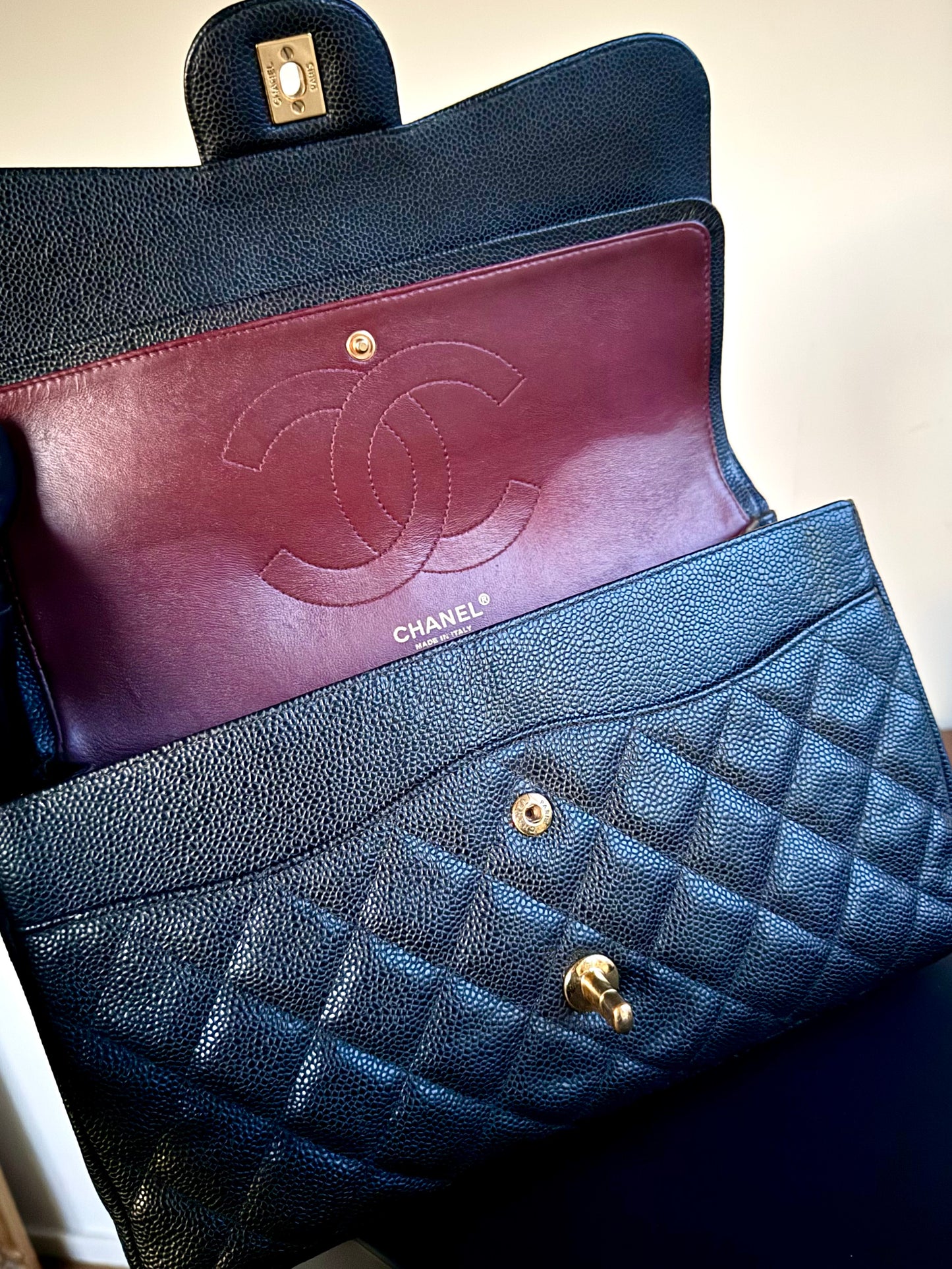 Pre-owned Chanel Timeless Classic Jumbo Black Caviar Flap Bag