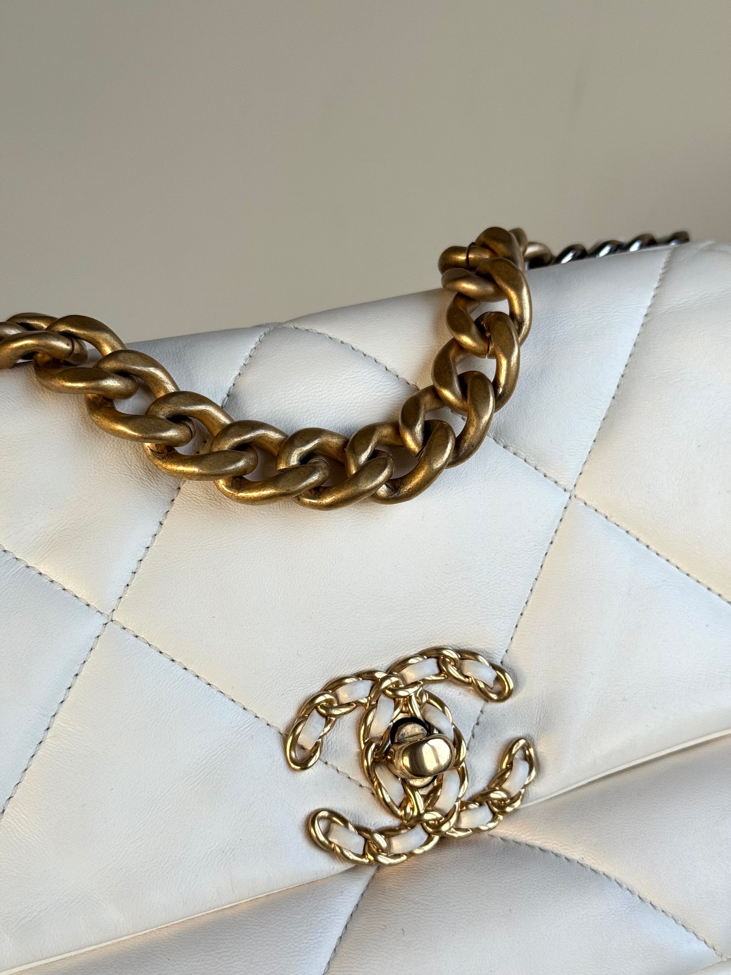 Pre-owned Chanel 19 Small White Lambskin Flap Bag