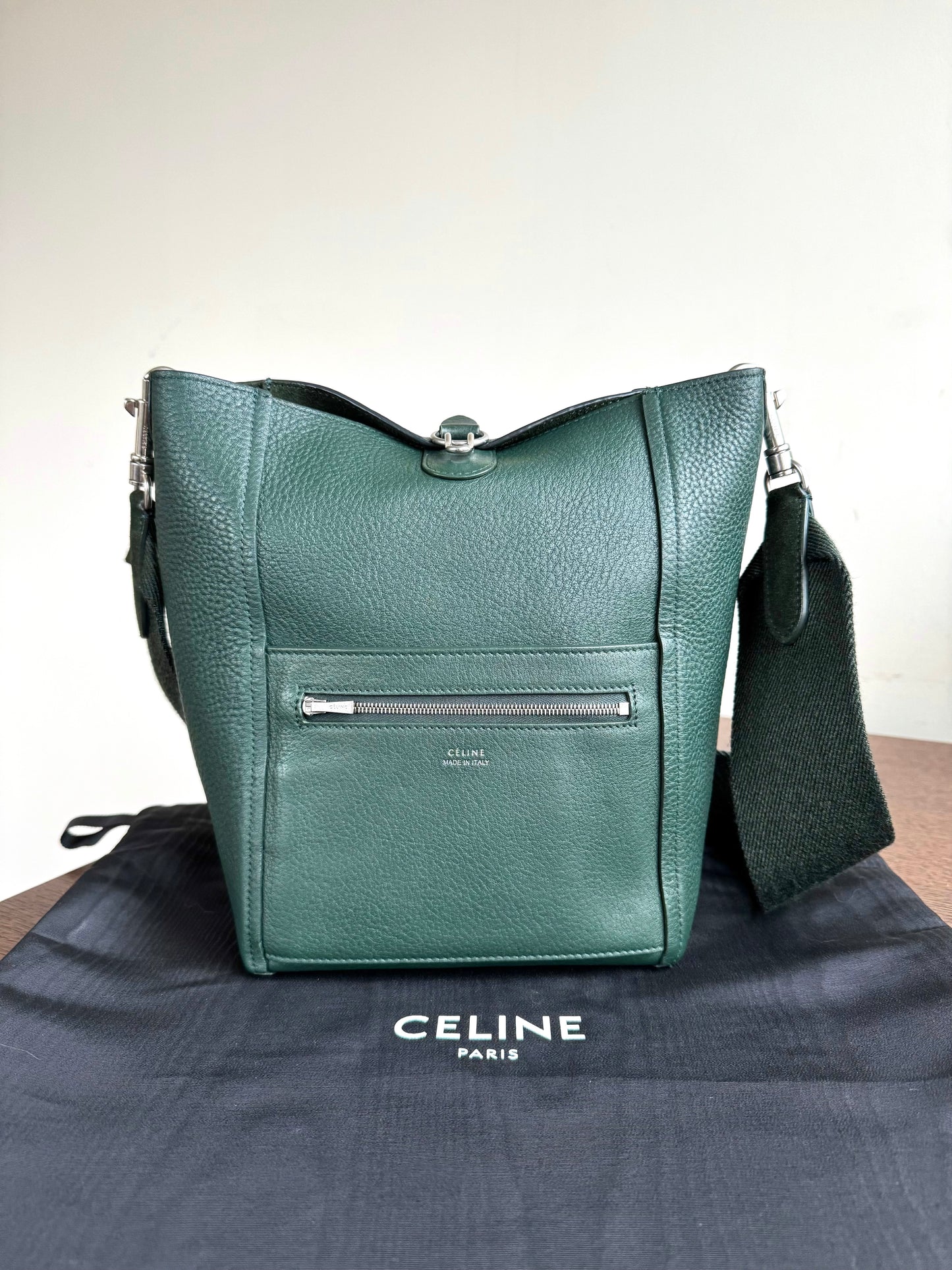 Pre-owned Céline Seau Sangle Small Dark Green Leather Tote Bag