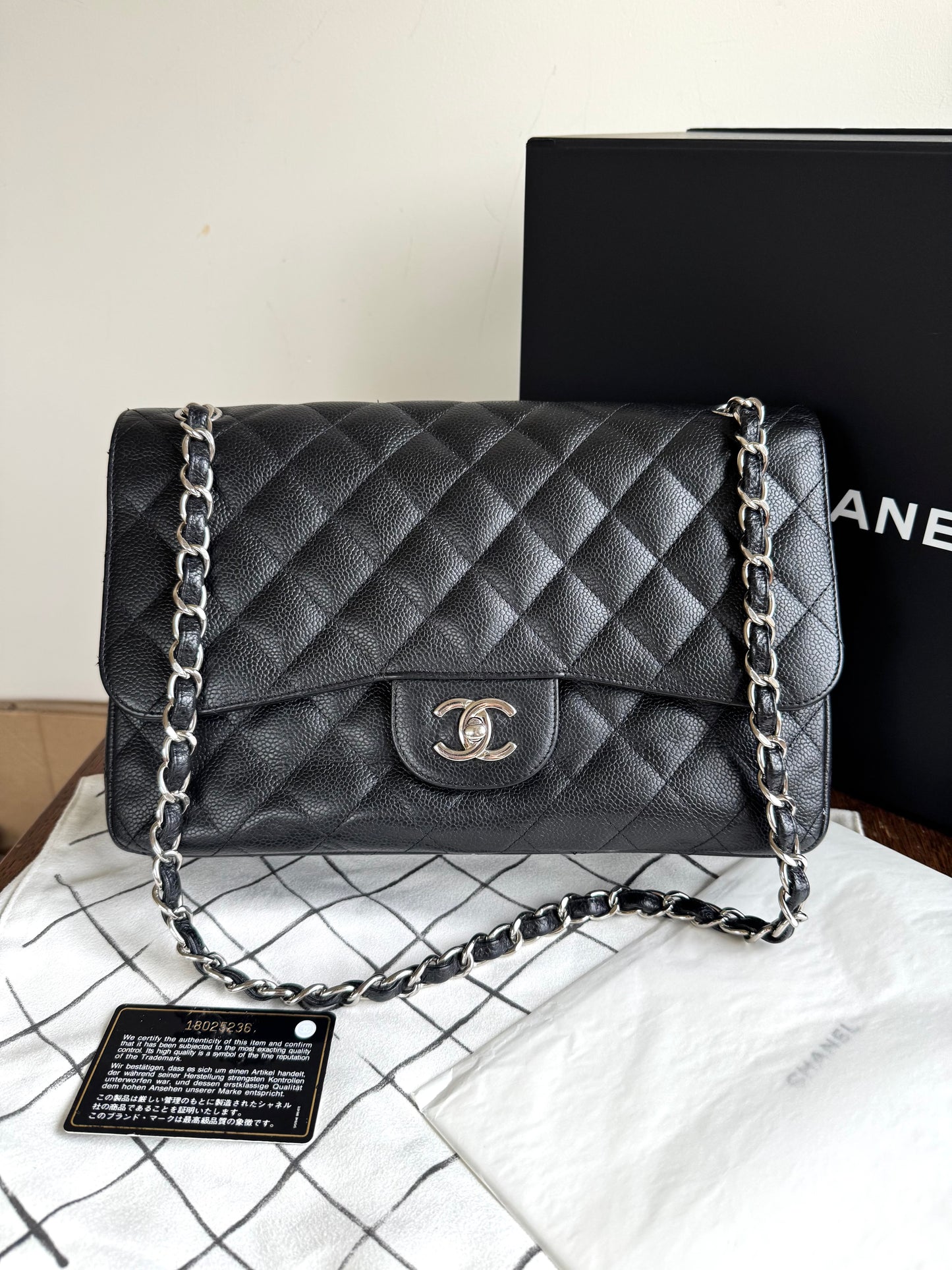 Pre-owned Chanel Timeless Classic Jumbo Black Caviar Flap Bag