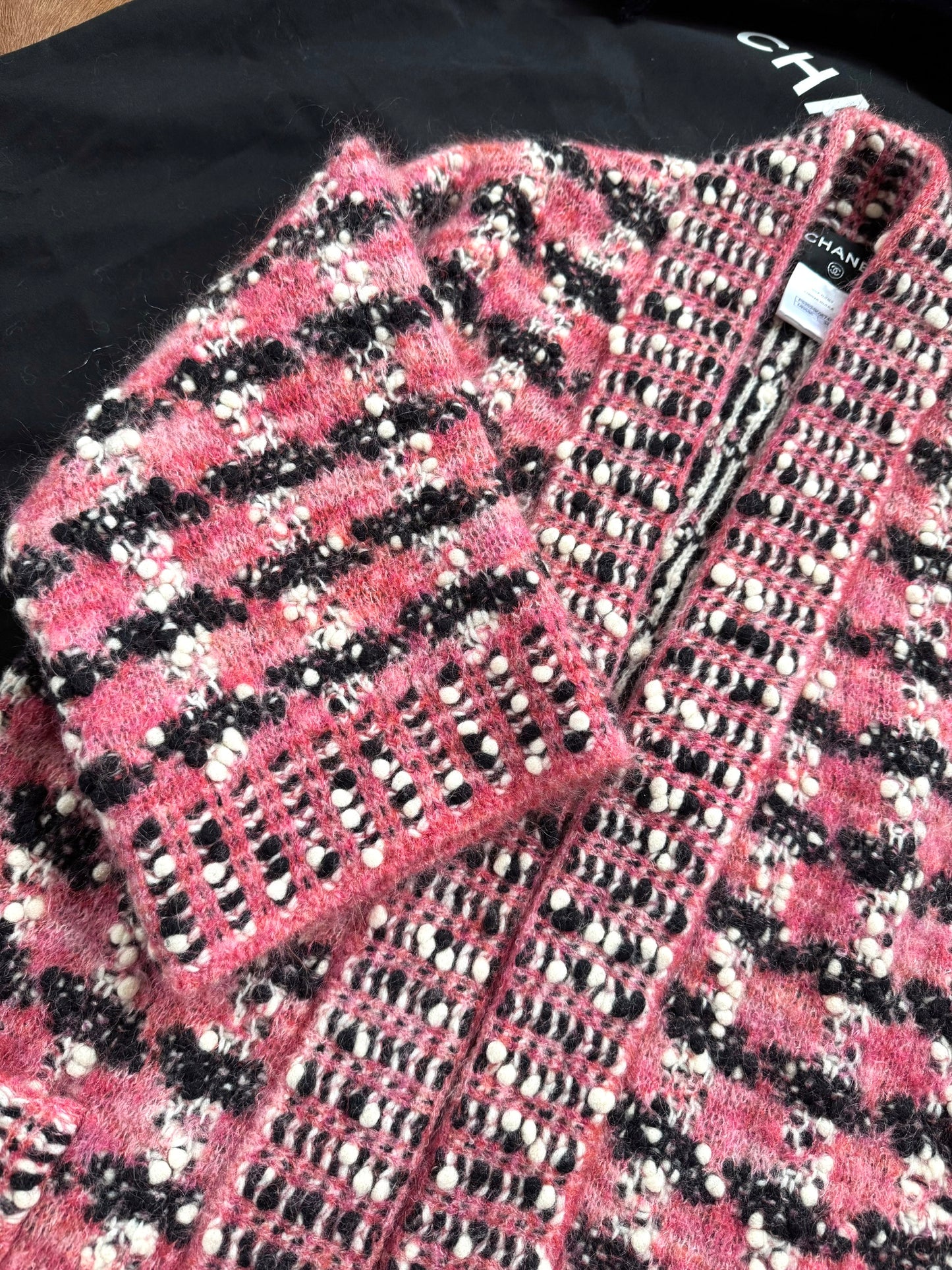 Pre-owned Chanel Paris-Salzburg Black Pink Wool Coat